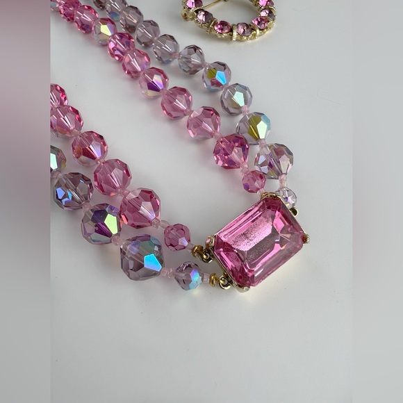 Vintage 1960s Camelot Brooch and Earrings Set And Pink Crystal Bead Necklace - Picture 12 of 15